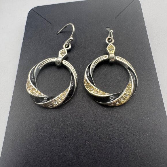 Avon Twisted Circle Pendant Necklace Earrings Set Classic Timeless Set - Picture 7 of 8